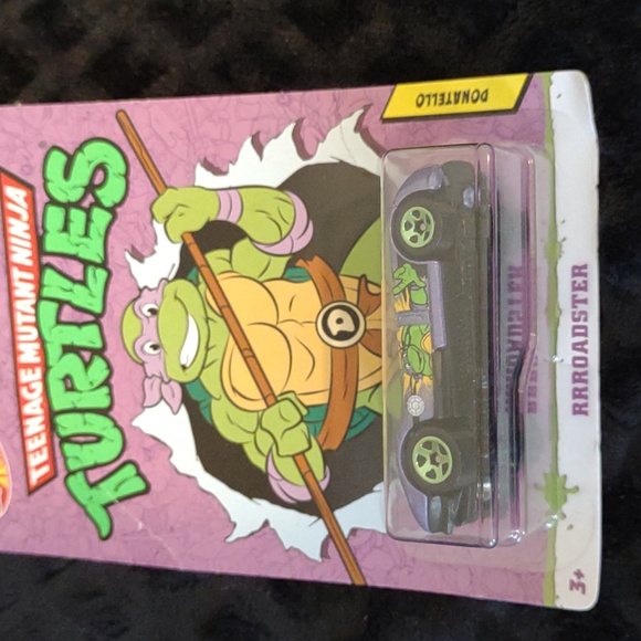 Nickelodeon Hot Wheels Ninja Turtles RRRoadster Car - Picture 2 of 8
